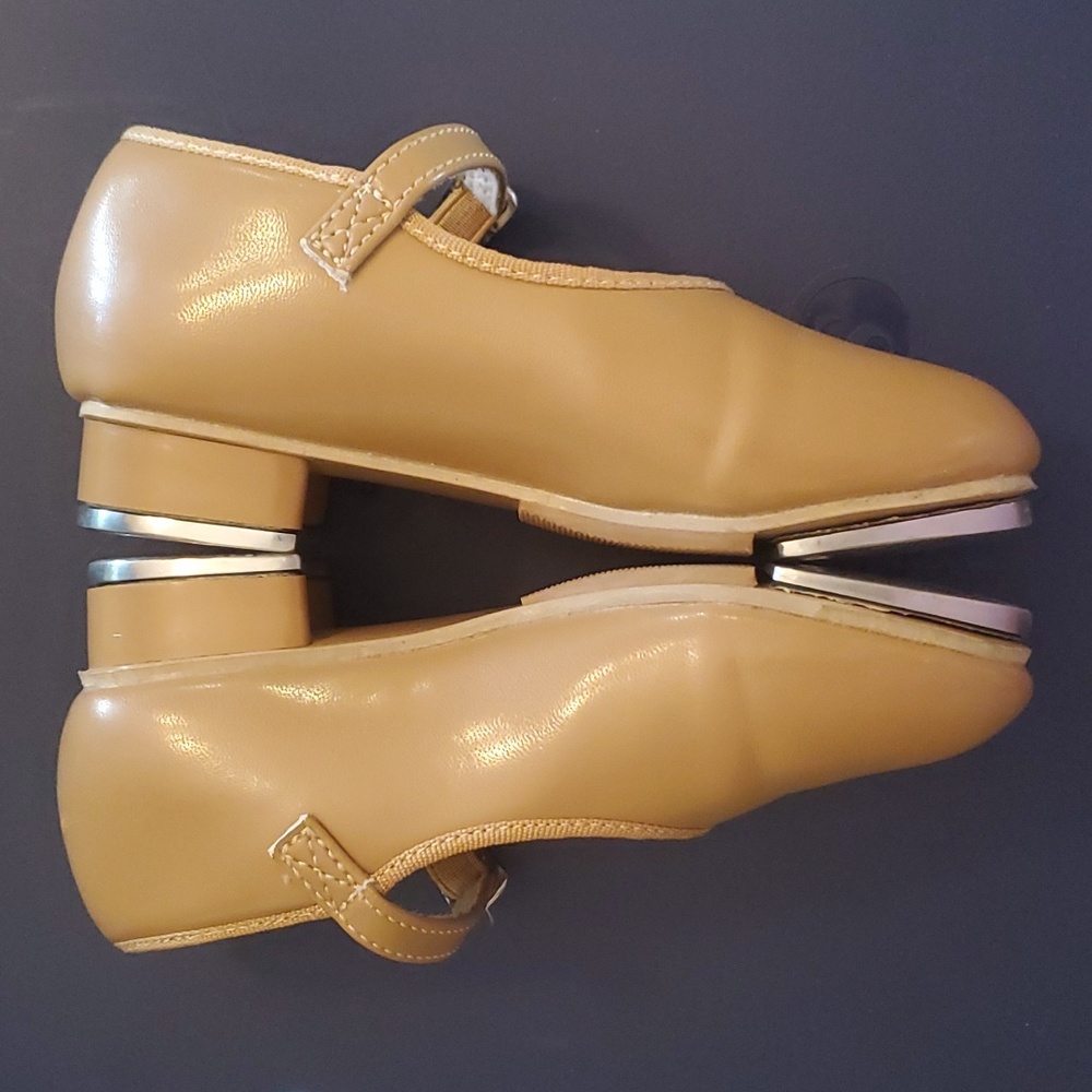 Girls Revolution tap shoes tan size US 13.0C